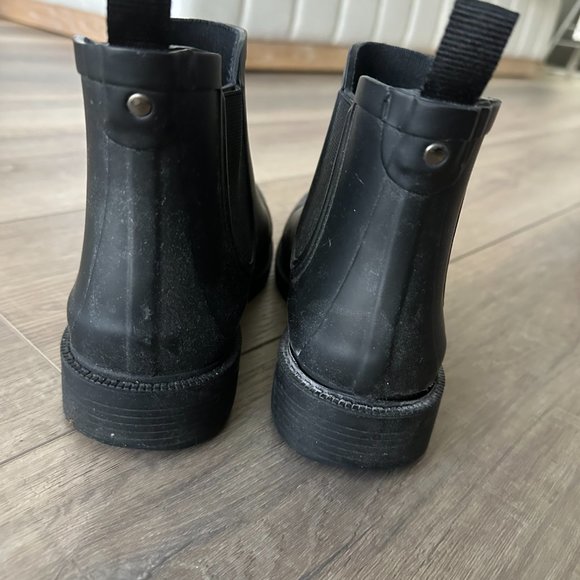 Madewell Women's Chelsea Rain Boot - Picture 5 of 9